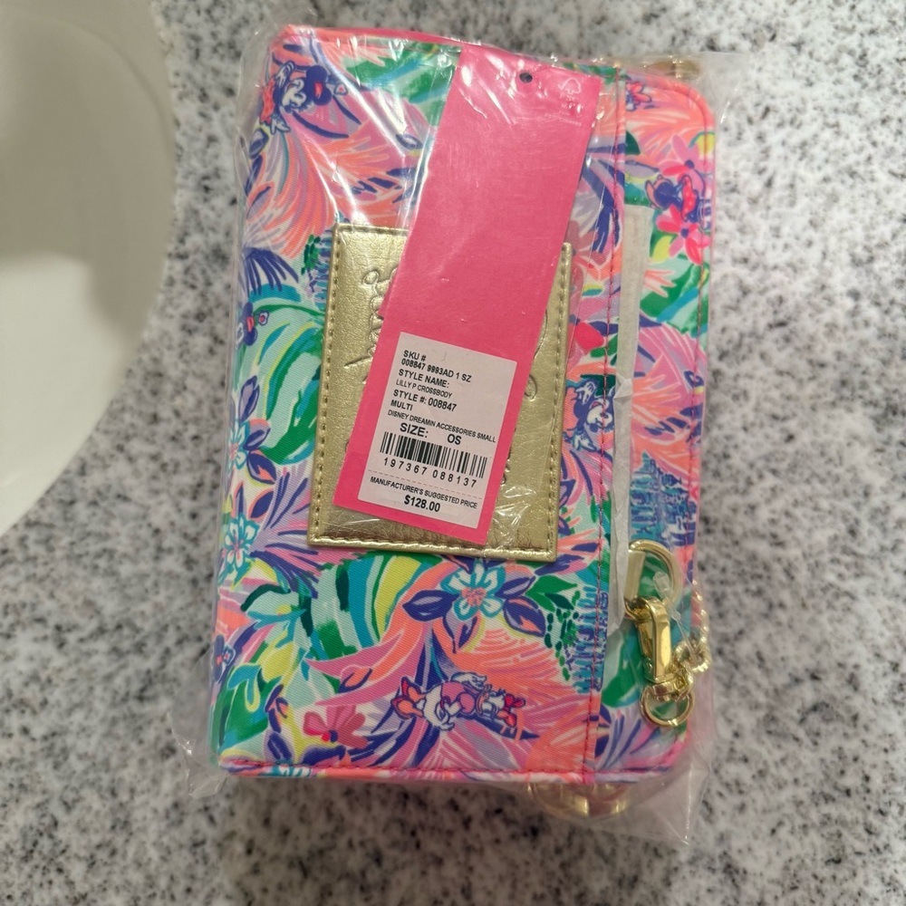 Lilly Pulitzer Marsten Crossbody Bag Disney 💗🐭🏰 - Picture 10 of 11